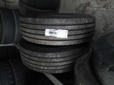 Pneu 285/70 X 19.5