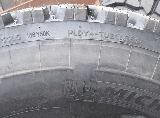 Pneus 13 22.5